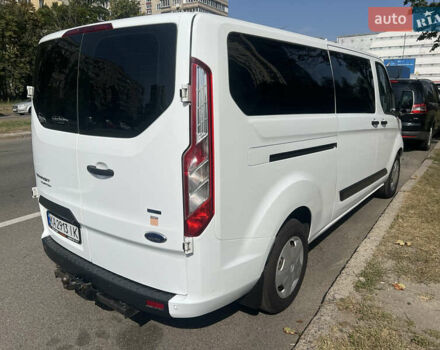 Белый Форд Транзит Кастом, объемом двигателя 2 л и пробегом 192 тыс. км за 20400 $, фото 6 на Automoto.ua