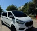 Белый Форд Транзит Кастом, объемом двигателя 2 л и пробегом 245 тыс. км за 21999 $, фото 3 на Automoto.ua