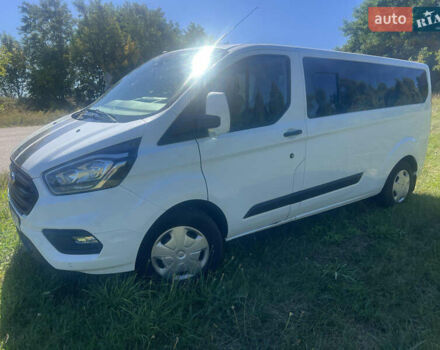 Белый Форд Транзит Кастом, объемом двигателя 2 л и пробегом 192 тыс. км за 20400 $, фото 3 на Automoto.ua