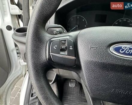 Белый Форд Транзит Кастом, объемом двигателя 2 л и пробегом 299 тыс. км за 13900 $, фото 23 на Automoto.ua