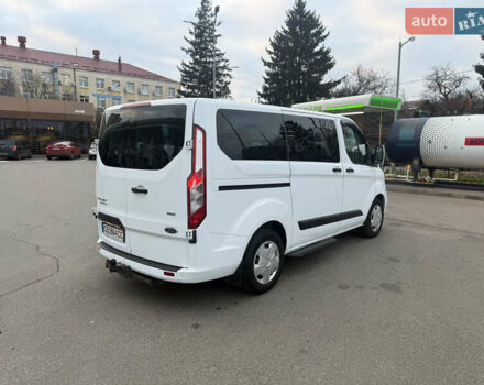 Белый Форд Транзит Кастом, объемом двигателя 2 л и пробегом 125 тыс. км за 22200 $, фото 3 на Automoto.ua