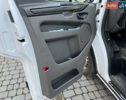 Белый Форд Транзит Кастом, объемом двигателя 2 л и пробегом 198 тыс. км за 13200 $, фото 9 на Automoto.ua