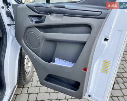 Белый Форд Транзит Кастом, объемом двигателя 2 л и пробегом 198 тыс. км за 13200 $, фото 15 на Automoto.ua