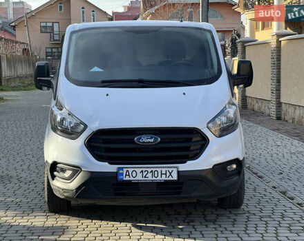 Белый Форд Транзит Кастом, объемом двигателя 2 л и пробегом 198 тыс. км за 13200 $, фото 3 на Automoto.ua