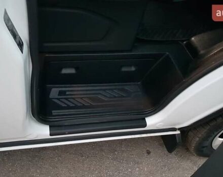 Белый Форд Транзит Кастом, объемом двигателя 2 л и пробегом 190 тыс. км за 18800 $, фото 28 на Automoto.ua