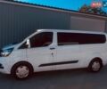 Белый Форд Транзит Кастом, объемом двигателя 2 л и пробегом 230 тыс. км за 19800 $, фото 1 на Automoto.ua
