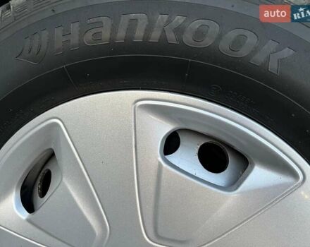 Білий Форд Транзит Кастом, об'ємом двигуна 2 л та пробігом 232 тис. км за 16300 $, фото 16 на Automoto.ua