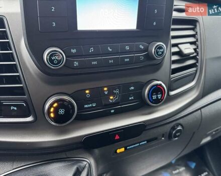 Білий Форд Транзит Кастом, об'ємом двигуна 2 л та пробігом 175 тис. км за 24300 $, фото 23 на Automoto.ua