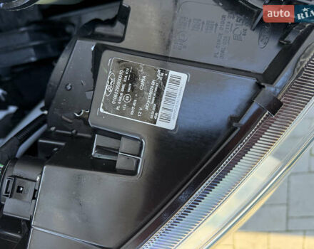 Белый Форд Транзит Кастом, объемом двигателя 2 л и пробегом 175 тыс. км за 23500 $, фото 49 на Automoto.ua