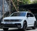 Белый Форд Транзит Кастом, объемом двигателя 2 л и пробегом 230 тыс. км за 19700 $, фото 3 на Automoto.ua