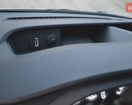 Белый Форд Транзит Кастом, объемом двигателя 2 л и пробегом 190 тыс. км за 18800 $, фото 15 на Automoto.ua