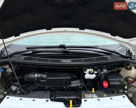 Белый Форд Транзит Кастом, объемом двигателя 2 л и пробегом 162 тыс. км за 19999 $, фото 26 на Automoto.ua