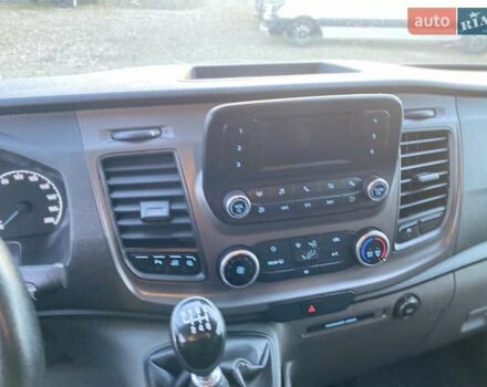 Белый Форд Транзит Кастом, объемом двигателя 2 л и пробегом 233 тыс. км за 21380 $, фото 51 на Automoto.ua