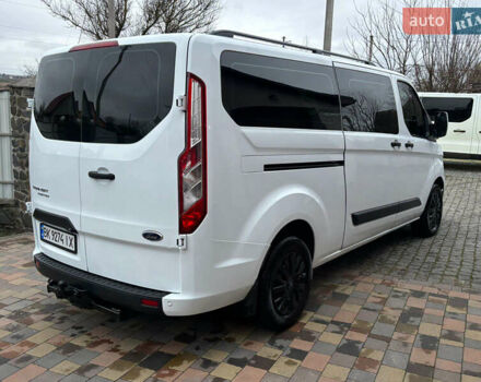 Белый Форд Транзит Кастом, объемом двигателя 2 л и пробегом 162 тыс. км за 19999 $, фото 2 на Automoto.ua