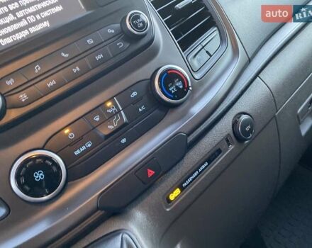 Белый Форд Транзит Кастом, объемом двигателя 2 л и пробегом 233 тыс. км за 20650 $, фото 57 на Automoto.ua