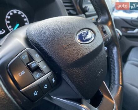 Белый Форд Транзит Кастом, объемом двигателя 2 л и пробегом 233 тыс. км за 20650 $, фото 51 на Automoto.ua