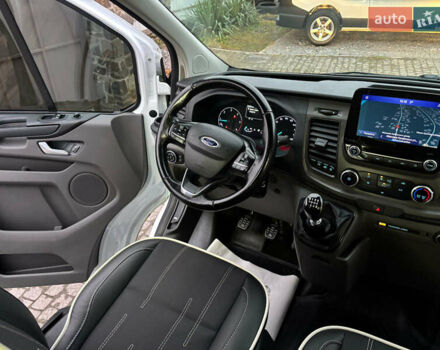 Белый Форд Транзит Кастом, объемом двигателя 2 л и пробегом 162 тыс. км за 19999 $, фото 17 на Automoto.ua