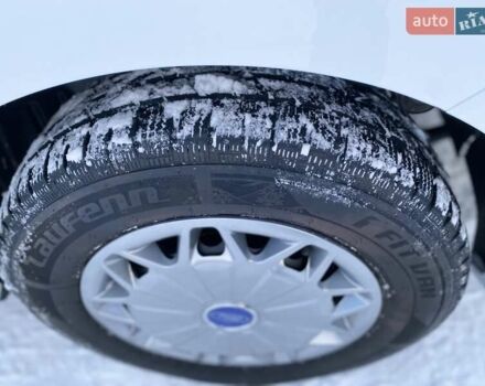 Белый Форд Транзит Кастом, объемом двигателя 2 л и пробегом 233 тыс. км за 20650 $, фото 26 на Automoto.ua