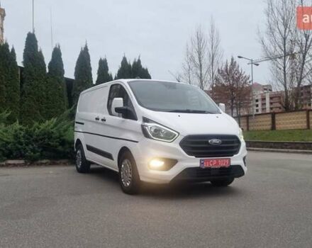 Белый Форд Транзит Кастом, объемом двигателя 2 л и пробегом 248 тыс. км за 17699 $, фото 1 на Automoto.ua