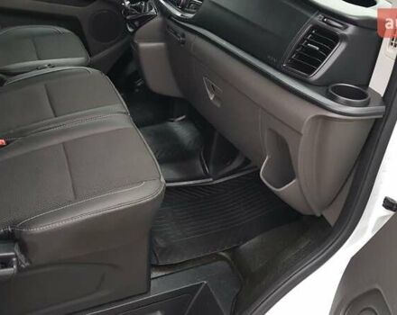 Белый Форд Транзит Кастом, объемом двигателя 2 л и пробегом 174 тыс. км за 18800 $, фото 33 на Automoto.ua