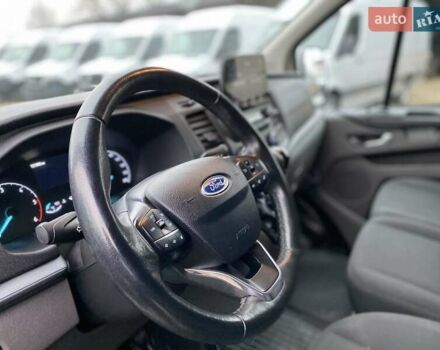 Белый Форд Транзит Кастом, объемом двигателя 2 л и пробегом 121 тыс. км за 24500 $, фото 50 на Automoto.ua