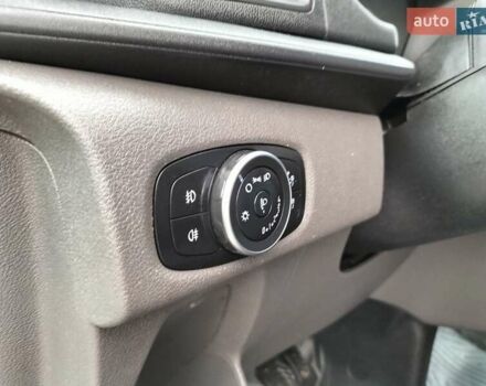 Білий Форд Транзит Кастом, об'ємом двигуна 2 л та пробігом 276 тис. км за 15650 $, фото 17 на Automoto.ua