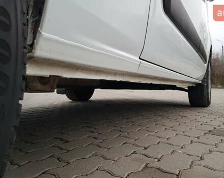 Белый Форд Транзит Кастом, объемом двигателя 2 л и пробегом 174 тыс. км за 18800 $, фото 63 на Automoto.ua