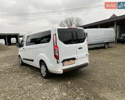 Белый Форд Транзит Кастом, объемом двигателя 2 л и пробегом 121 тыс. км за 24500 $, фото 11 на Automoto.ua
