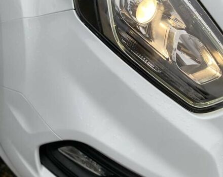 Белый Форд Транзит Кастом, объемом двигателя 2 л и пробегом 121 тыс. км за 24500 $, фото 21 на Automoto.ua