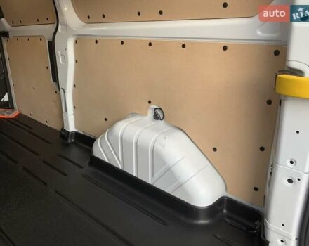 Білий Форд Транзит Кастом, об'ємом двигуна 2 л та пробігом 134 тис. км за 16300 $, фото 24 на Automoto.ua