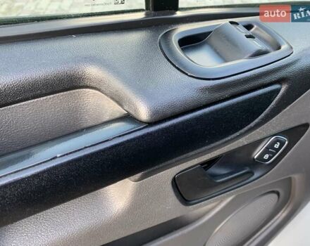 Білий Форд Транзит Кастом, об'ємом двигуна 2 л та пробігом 134 тис. км за 16300 $, фото 14 на Automoto.ua