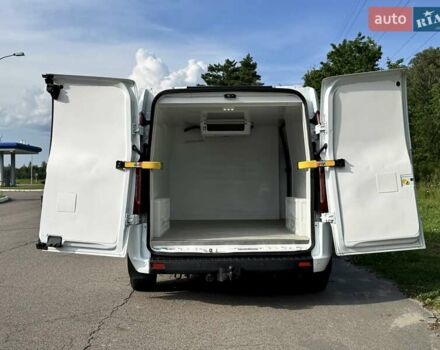 Білий Форд Транзит Кастом, об'ємом двигуна 2 л та пробігом 197 тис. км за 18800 $, фото 15 на Automoto.ua
