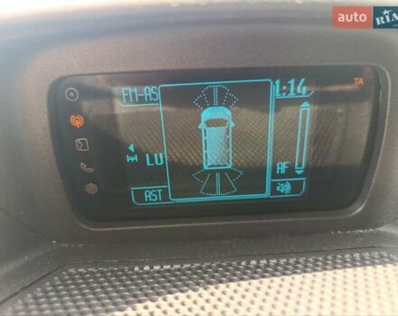Білий Форд Транзит Кастом, об'ємом двигуна 2.2 л та пробігом 239 тис. км за 12700 $, фото 18 на Automoto.ua