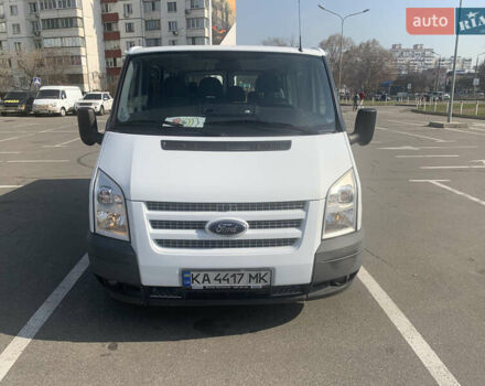 Білий Форд Транзит Кастом, об'ємом двигуна 2.2 л та пробігом 37 тис. км за 15900 $, фото 1 на Automoto.ua