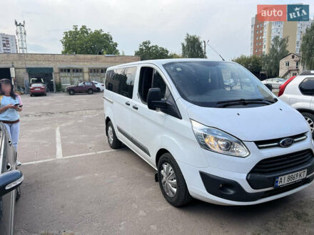 Белый Форд Транзит Кастом, объемом двигателя 2.2 л и пробегом 330 тыс. км за 13100 $, фото 1 на Automoto.ua