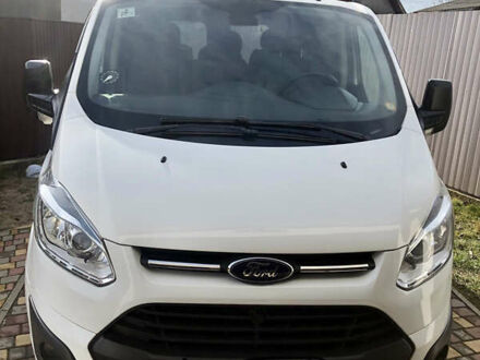 Белый Форд Транзит Кастом, объемом двигателя 2.2 л и пробегом 197 тыс. км за 14900 $, фото 1 на Automoto.ua