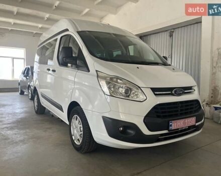 Белый Форд Транзит Кастом, объемом двигателя 2 л и пробегом 177 тыс. км за 18500 $, фото 1 на Automoto.ua