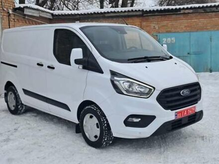 Белый Форд Транзит Кастом, объемом двигателя 2 л и пробегом 201 тыс. км за 16300 $, фото 1 на Automoto.ua