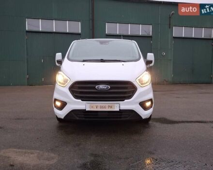 Білий Форд Транзит Кастом, об'ємом двигуна 2 л та пробігом 253 тис. км за 13999 $, фото 1 на Automoto.ua