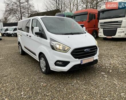 Белый Форд Транзит Кастом, объемом двигателя 2 л и пробегом 121 тыс. км за 24500 $, фото 1 на Automoto.ua