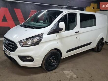 Белый Форд Транзит Кастом, объемом двигателя 2 л и пробегом 225 тыс. км за 18500 $, фото 1 на Automoto.ua