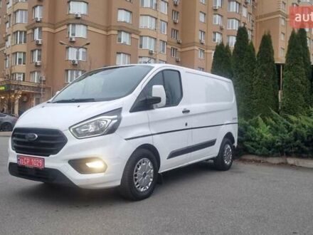 Белый Форд Транзит Кастом, объемом двигателя 2 л и пробегом 248 тыс. км за 17699 $, фото 1 на Automoto.ua