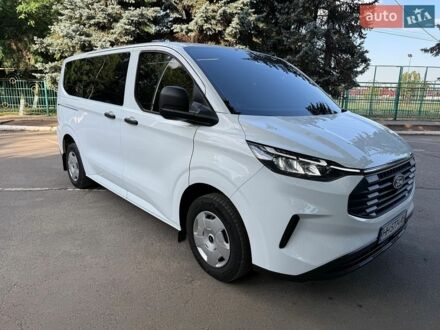 Белый Форд Транзит Кастом, объемом двигателя 2 л и пробегом 35 тыс. км за 45000 $, фото 1 на Automoto.ua