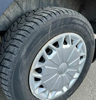 Черный Форд Транзит Кастом, объемом двигателя 2.2 л и пробегом 227 тыс. км за 10700 $, фото 18 на Automoto.ua