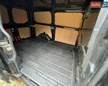 Черный Форд Транзит Кастом, объемом двигателя 2.2 л и пробегом 261 тыс. км за 9990 $, фото 19 на Automoto.ua