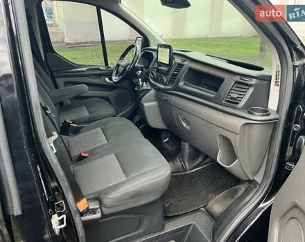 Черный Форд Транзит Кастом, объемом двигателя 2 л и пробегом 199 тыс. км за 14900 $, фото 5 на Automoto.ua