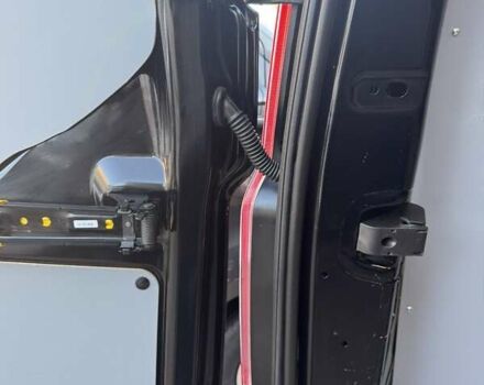 Черный Форд Транзит Кастом, объемом двигателя 2 л и пробегом 283 тыс. км за 18700 $, фото 17 на Automoto.ua