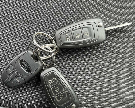 Чорний Форд Транзит Кастом, об'ємом двигуна 2.2 л та пробігом 294 тис. км за 10900 $, фото 33 на Automoto.ua