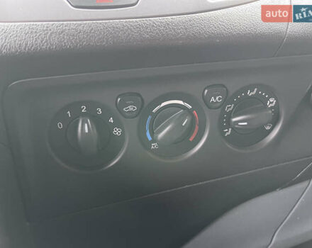 Чорний Форд Транзит Кастом, об'ємом двигуна 2.2 л та пробігом 294 тис. км за 10900 $, фото 18 на Automoto.ua