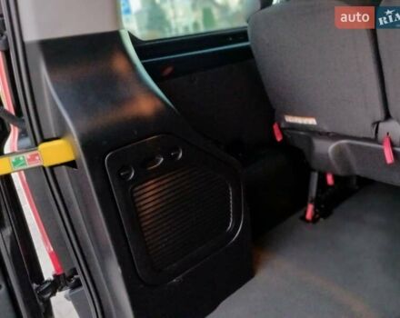Черный Форд Транзит Кастом, объемом двигателя 2.2 л и пробегом 217 тыс. км за 16999 $, фото 18 на Automoto.ua